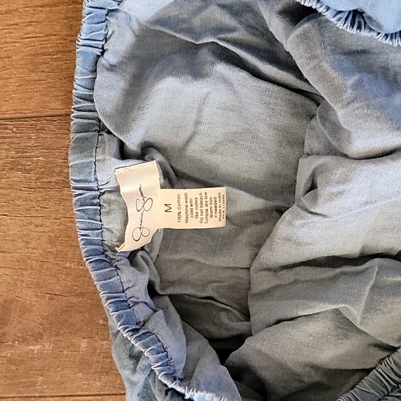 JESSICA SIMPSON SCALLOP BIB CHAMBRAY STRAPLESS JUMPER SIZE MEDIUM - Picture 3 of 3